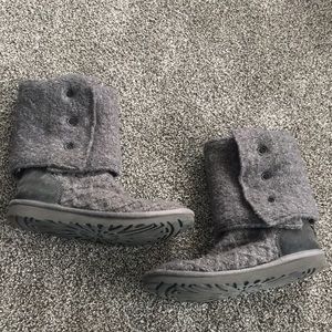 Knit uggs size 8